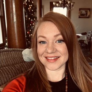 Meet your Posher, Leah